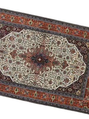 Medallion Tabriz Rug